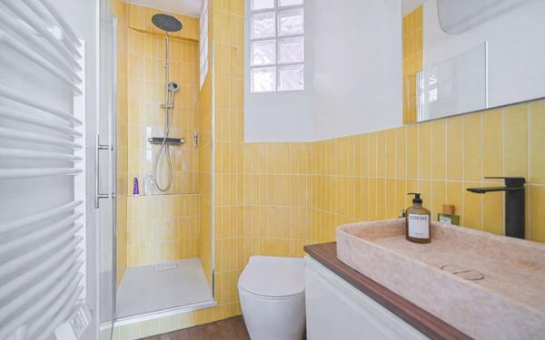 Appartement à vendre    2 pièces • 32,12 m2 Paris 18