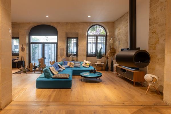 Loft avec parking au coeur des Chartrons