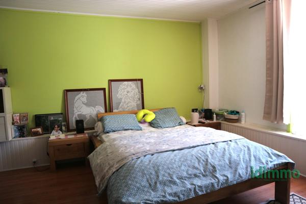 EN EXCLUSIVITE, DANS LE CENTRE DE LA JARRIE. UN ENSEMBLE IMMOBILIER AVEC MURS ET FONDS DE COMMERCE DE 130 M2 S La Jarrie (17220)
