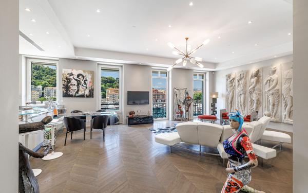 Appartement à vendre    2 pièces • 116 m2 Nice