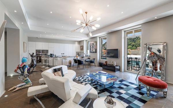 Appartement à vendre    2 pièces • 116 m2 Nice