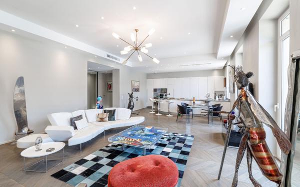 Appartement à vendre    2 pièces • 116 m2 Nice