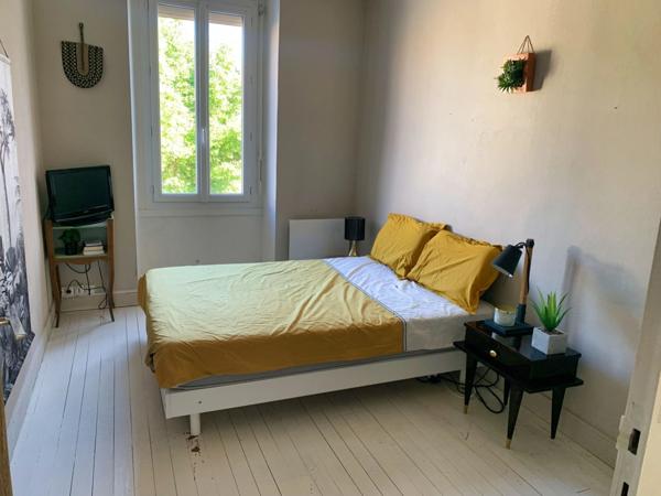 À vendre – Charmante maison de village rénovée à Castets et Castillon