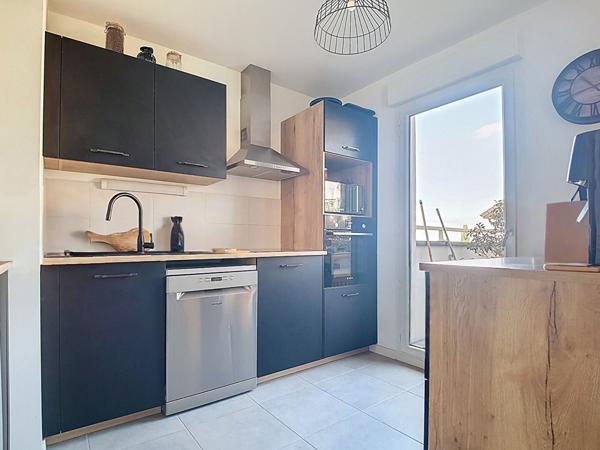 Superbe Duplex T4 à vendre à Bons-en-Chablais - Dernier étage, calme, moderne et centre ville !