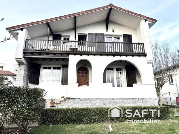 Maison bourgeoise spacieuse et lumineuse