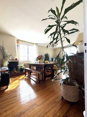 Maison bourgeoise spacieuse et lumineuse