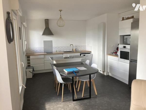 Appartement de type T3 lumineux et rénové situé au calme avec vue mer 