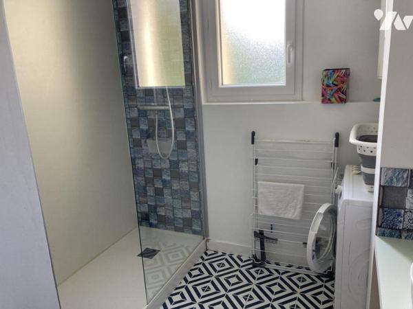 Appartement de type T3 lumineux et rénové situé au calme avec vue mer 