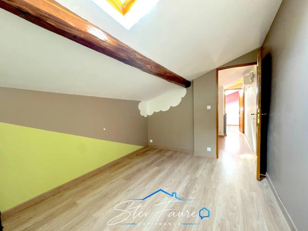 Maison de maître de caractère  à vendre 5 pièces BEAUVOISIN (30)