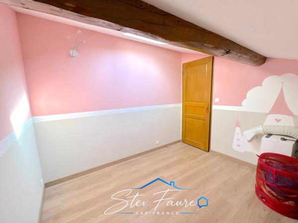 Maison de maître de caractère  à vendre 5 pièces BEAUVOISIN (30)