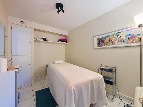 Location Local 995 € à Lille