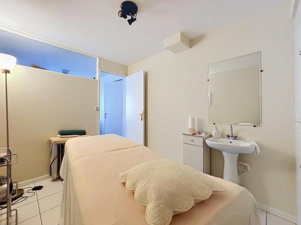 Location Local 995 € à Lille
