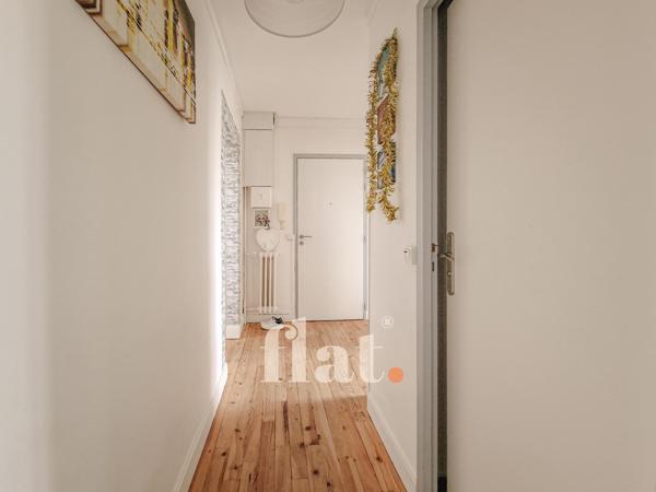 Appartement T2/T3 55 m2 / quartier Longchamp + PARKING + BALCON