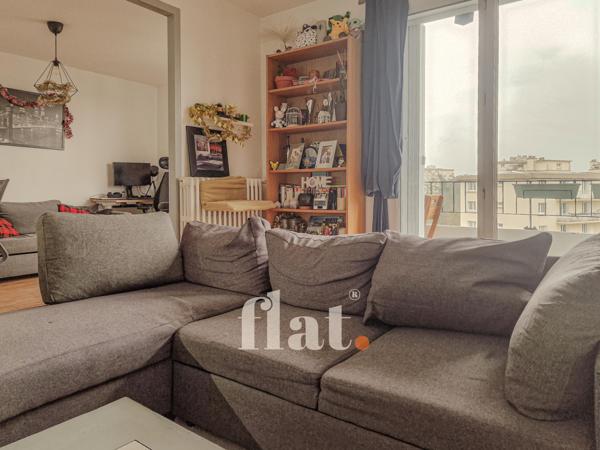 Appartement T2/T3 55 m2 / quartier Longchamp + PARKING + BALCON