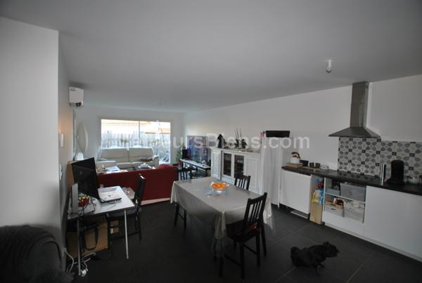 Maison 2 chambres. Budget 289 000 €.