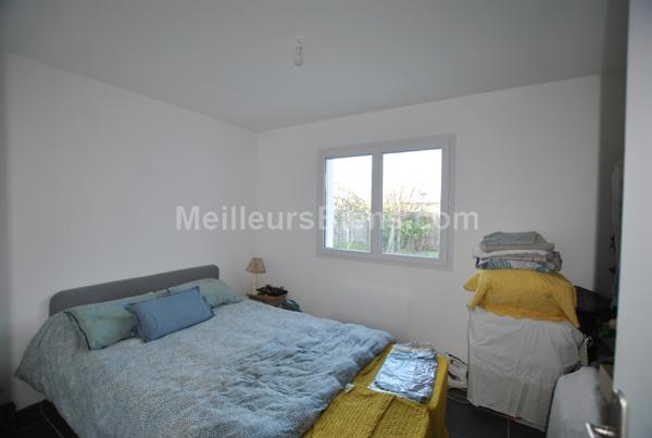 Maison 2 chambres. Budget 289 000 €.