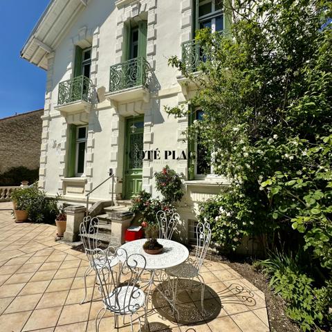 Royan (17200) VILLA DE CHARME AVEC PISCINE AU PRIX DE 1 351 500 € HAI