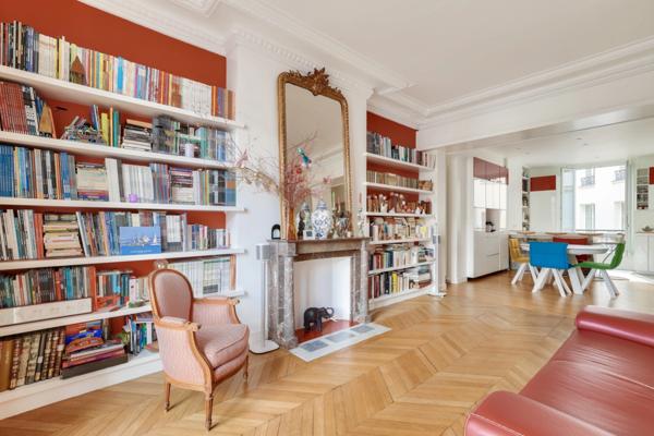 Vente interactive 5P Paris 10 Lariboisière Ascenseur