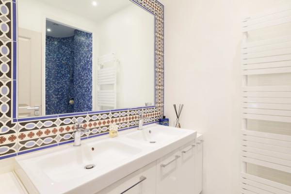 Vente interactive 5P Paris 10 Lariboisière Ascenseur