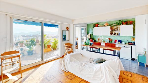 Appartement à vendre |  Marseille 05 |  2 pièces | 63,2 m²