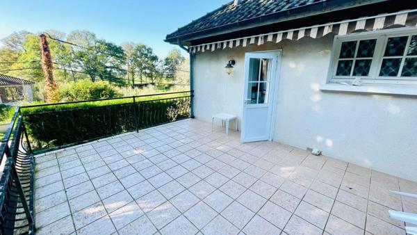 87190 MAGNAC-LAVAL- LIMOUSIN Maison Familiale surface au sol de 191m2 sur terrain de 1385 m2