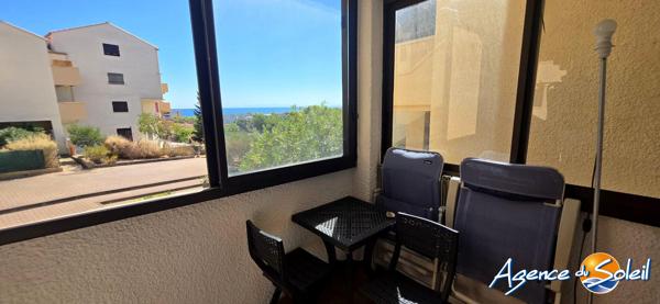 Appartement à Saint-Pierre-la-Mer APPARTEMENT T2 CABINE TRAVERSANT