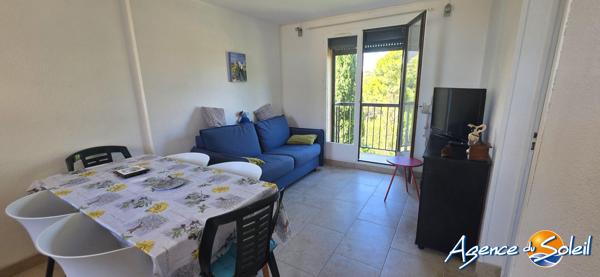 Appartement à Saint-Pierre-la-Mer APPARTEMENT T2 CABINE TRAVERSANT
