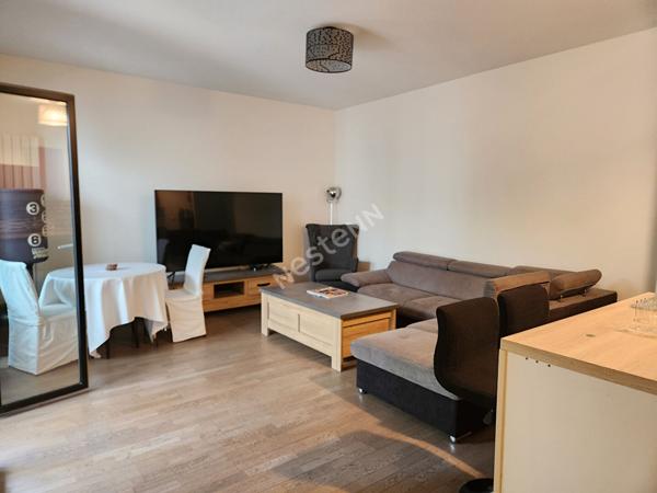 Quartier Sisley: grand 2 pièces de 55m² avec terrasse, cave et parking
