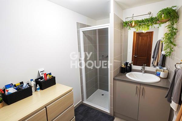 Appartement T3 Près d'Arènes 65 m2 + double terrasse + garage