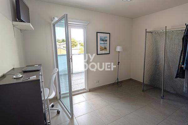 Appartement T3 Près d'Arènes 65 m2 + double terrasse + garage
