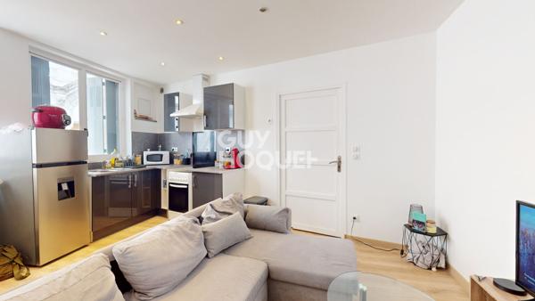 Maison Luynes 10 pièce(s) 232 m2