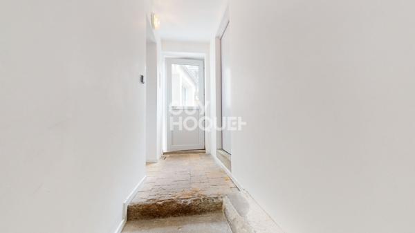 Maison Luynes 10 pièce(s) 232 m2