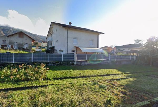 Terrain constructible - 285m² - SAINT CERGUES (74)