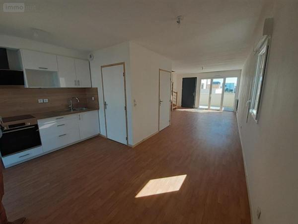 Appartement à louer à Soliers dans le Calvados (14540), ref : 14008-L14