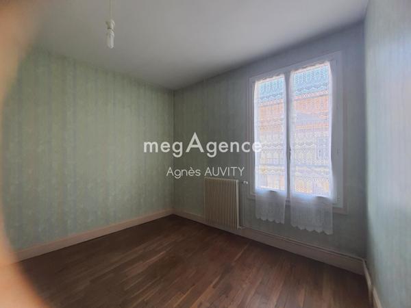 Maison à DOMERAT, 03410 - 4 pièces 72m²