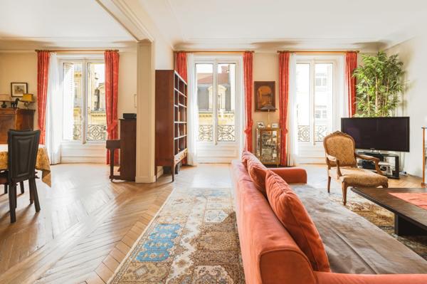 Appartement Paris 8e - SAINT-AUGUSTIN