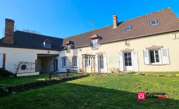 MAINTENON - SAINT PIAT - MAGNIFIQUE LONGERE RENOVEE de 220 m², 8 pièces