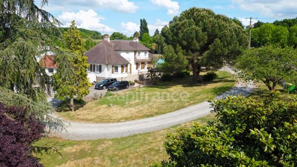 Grande maison familiale avec fort potentiel à YVRE L'EVEQUE, à 5 minutes du Mans