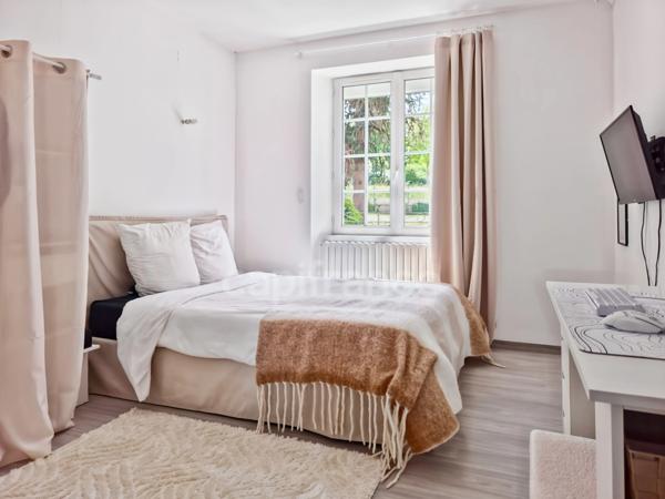 Grande maison familiale avec fort potentiel à YVRE L'EVEQUE, à 5 minutes du Mans