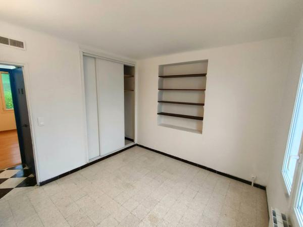 Maison avec jardin et garage - Ginasservis - Réf. G43