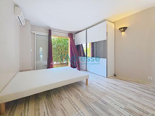 RARE ! Bel appartement 2 pièces en REZ DE JARDIN avec un parking !