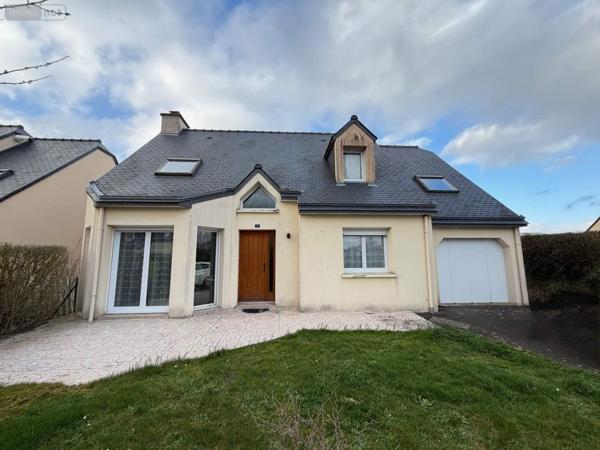 Maison à louer à Saint-Gilles en Ille-et-Vilaine (35590), ref : 030/73013   
SAINT GILLES - Centre ville