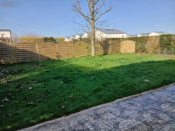 Maison à louer à Saint-Gilles en Ille-et-Vilaine (35590), ref : 030/73013   
SAINT GILLES - Centre ville