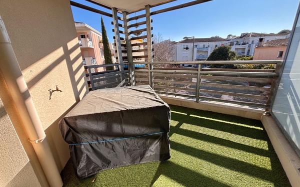 Appartement à vendre    2 pièces • 35,30 m2 Six-Fours-les-Plages