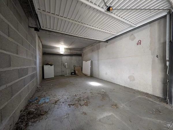Vente Garage 16 m2 à Miramas