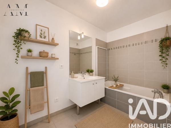 Appartement à vendre 3 pièces 56,2 m² Marseille 8