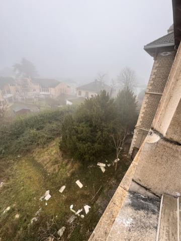 Mâcon (71000) Immeuble pour investisseurs ,avec permis de construire pour 11 logements.