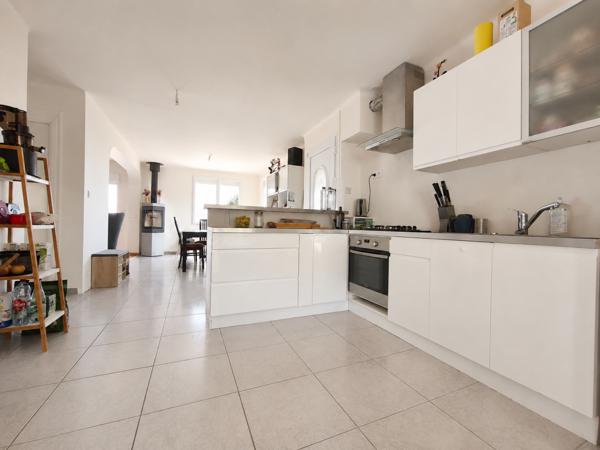 Maison 6 pièce(s) 4 chambre(s) 133.02 m²