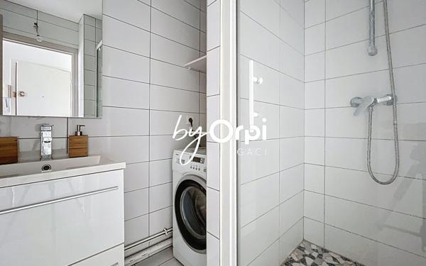 Appartement à vendre    1 pièce • 26,80 m2 Chamalières