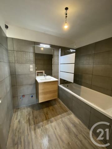 Immeuble à vendre  228 m2 ANNONAY - 07